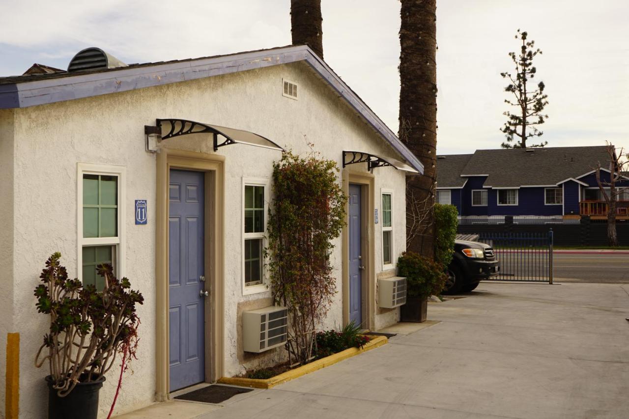 Route 66 Motel - Rialto Exterior photo